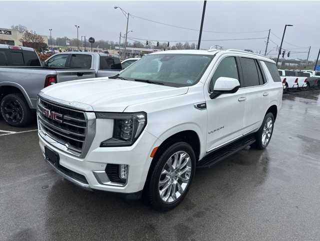 2023 GMC Yukon SLT's photo
