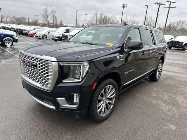 2021 GMC Yukon XL Denali's photo