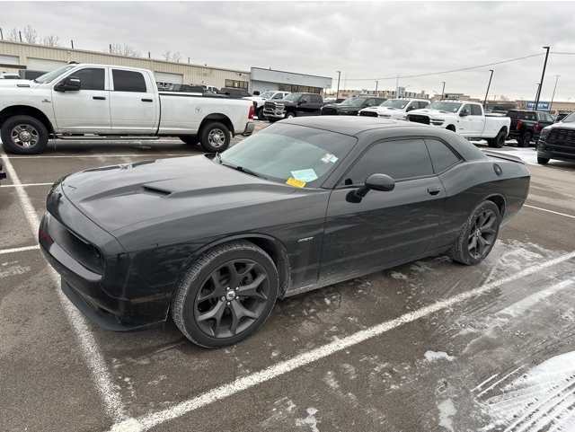2018 Dodge Challenger R/T Plus's photo