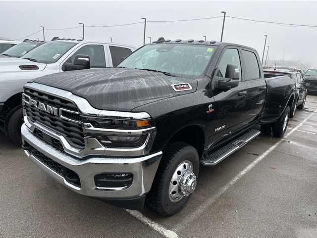 2026 RAM Ram 3500 Pickup Big Horn's photo