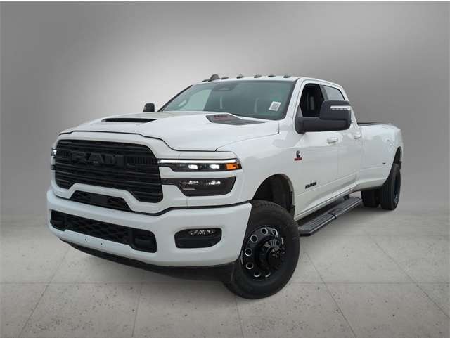 2026 RAM Ram 3500 Pickup Laramie's photo