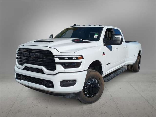 2026 RAM Ram 3500 Pickup Laramie's photo