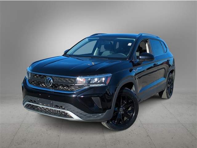 2022 Volkswagen Taos SE's photo