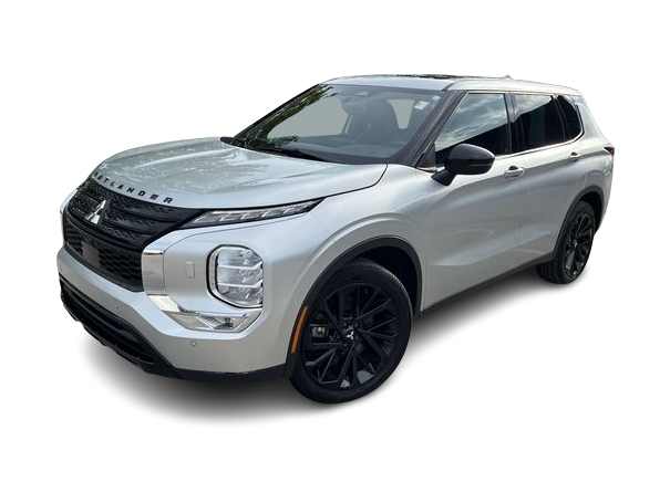 Thumbnail: 2022 Mitsubishi Outlander - 1
