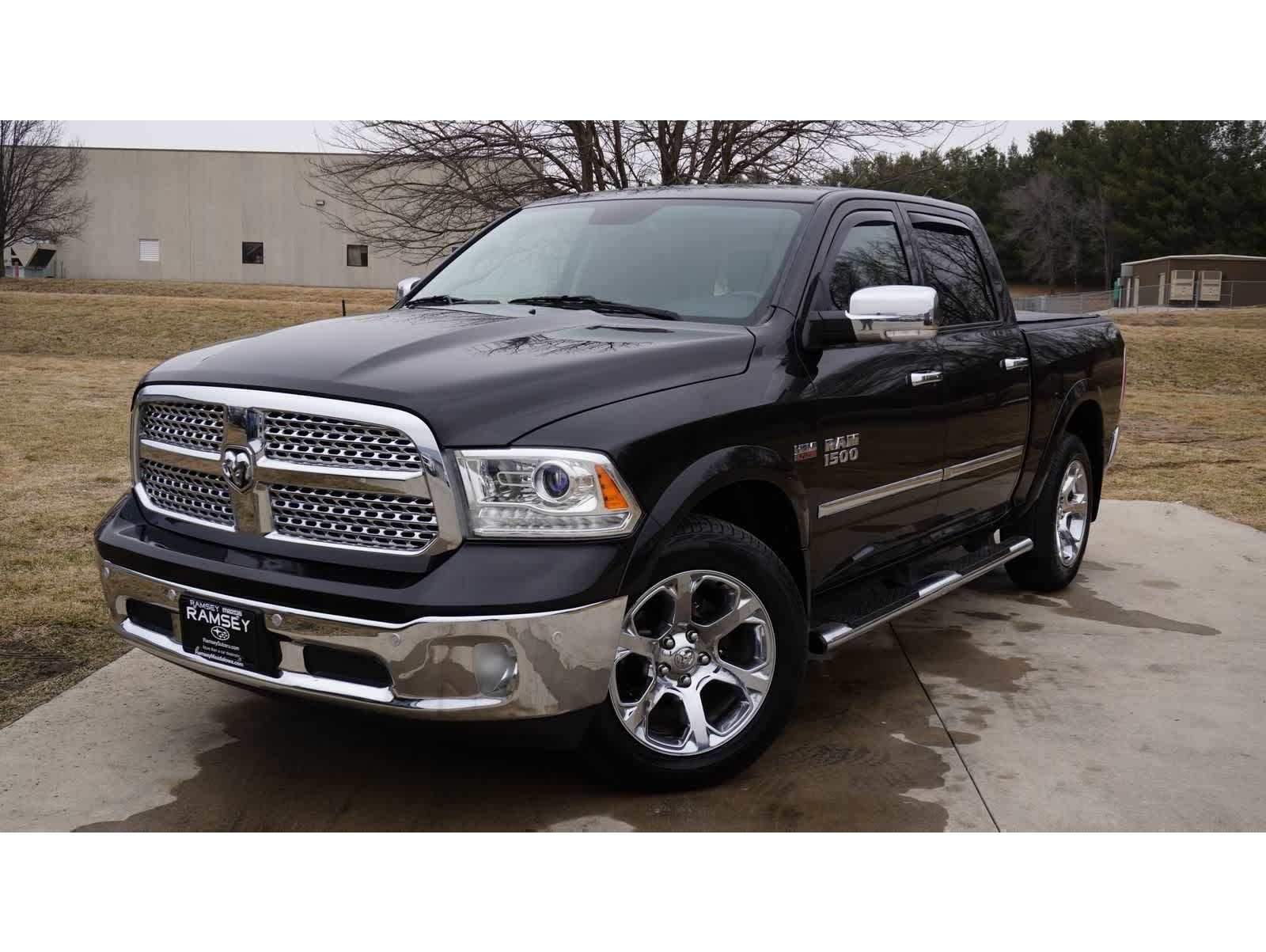 2017 RAM Ram 1500 Pickup Laramie