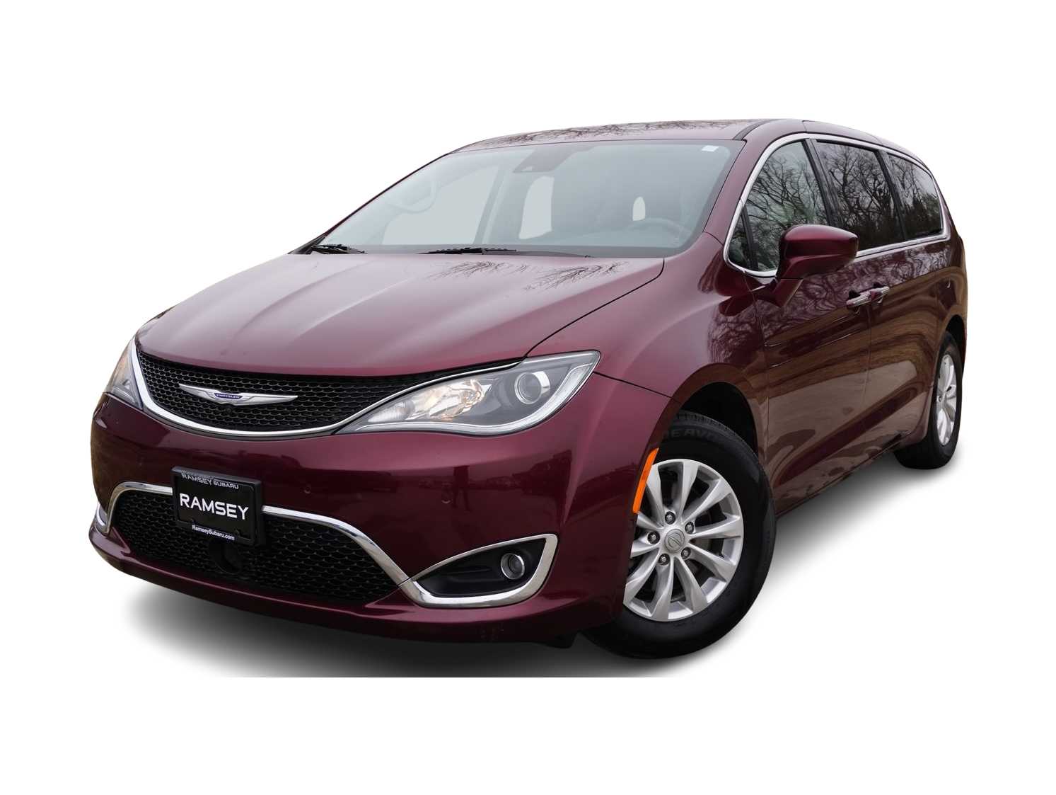 2019 Chrysler Pacifica Touring Plus -
                  Urbandale, IA