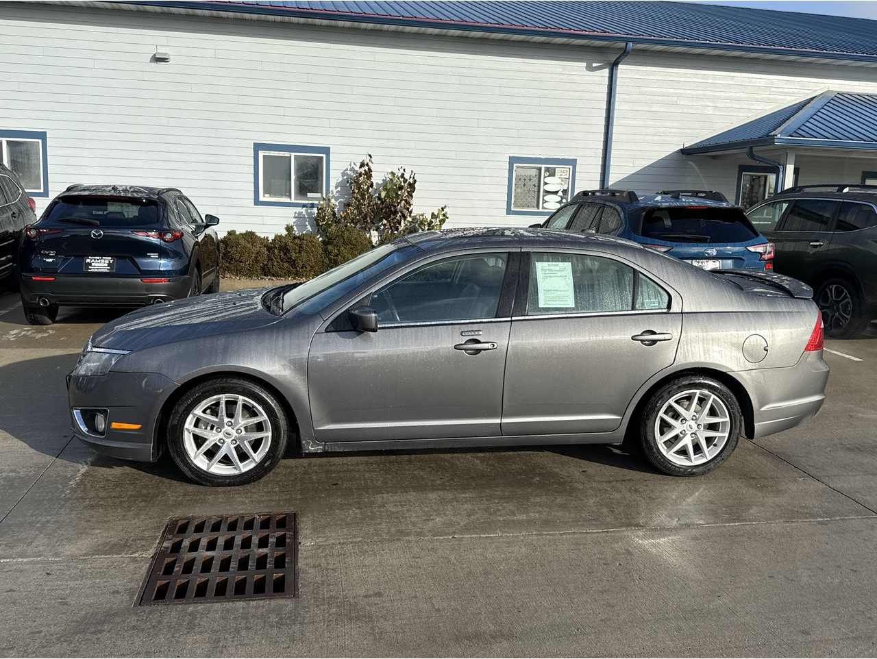 2010 Ford Fusion SEL's photo