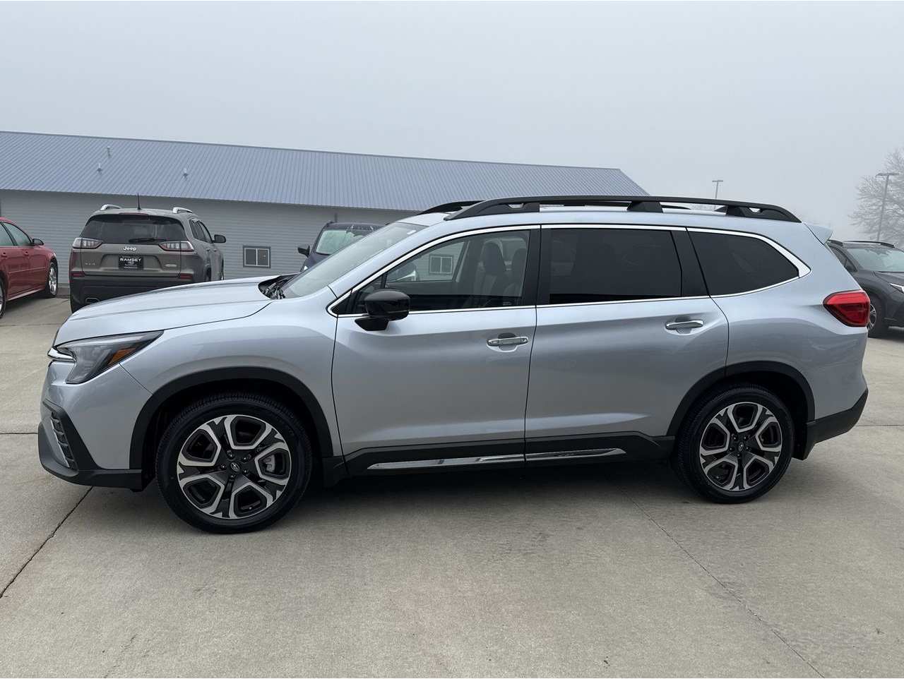 2024 Subaru Ascent Touring's photo