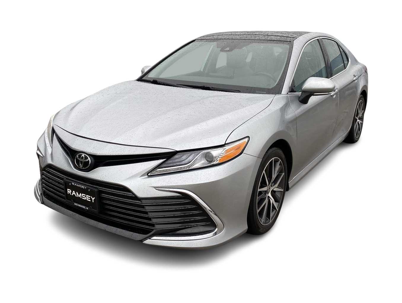 2021 Toyota Camry XLE -
                Urbandale, IA