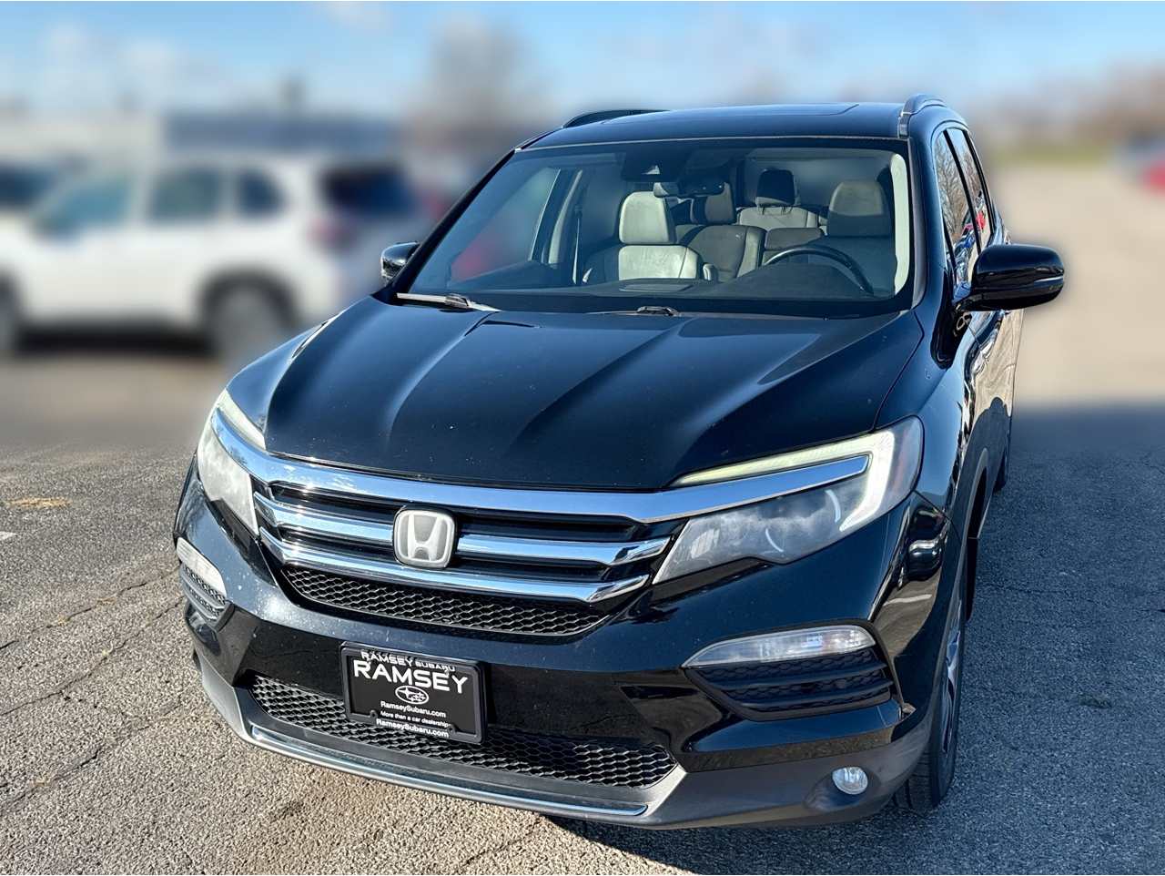 2016 Honda Pilot Touring's photo