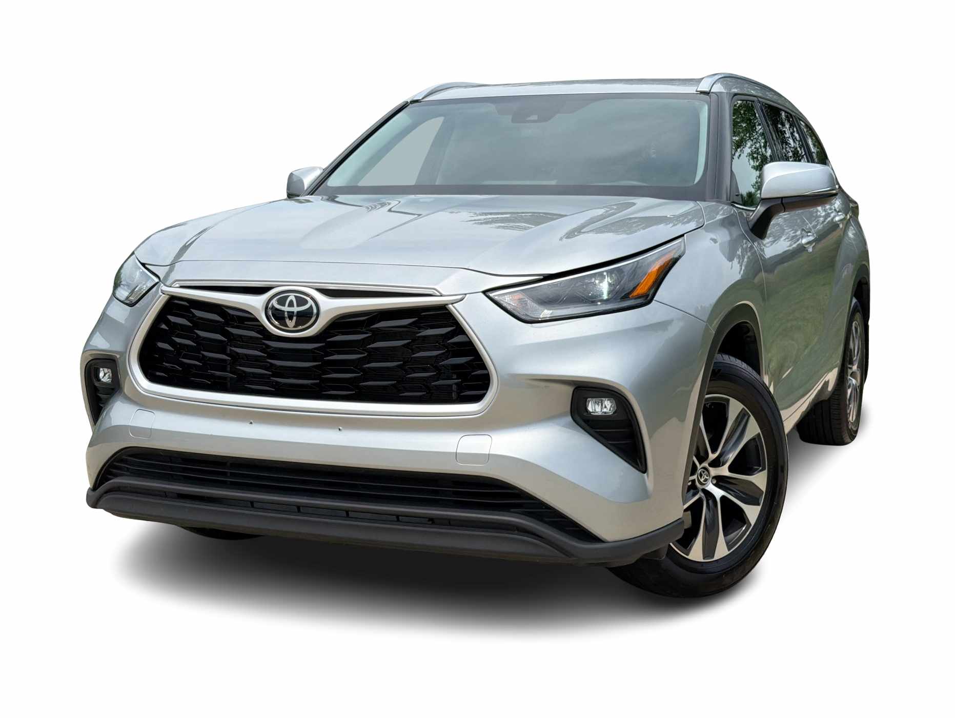 2021 Toyota Highlander XLE -
                  Urbandale, IA