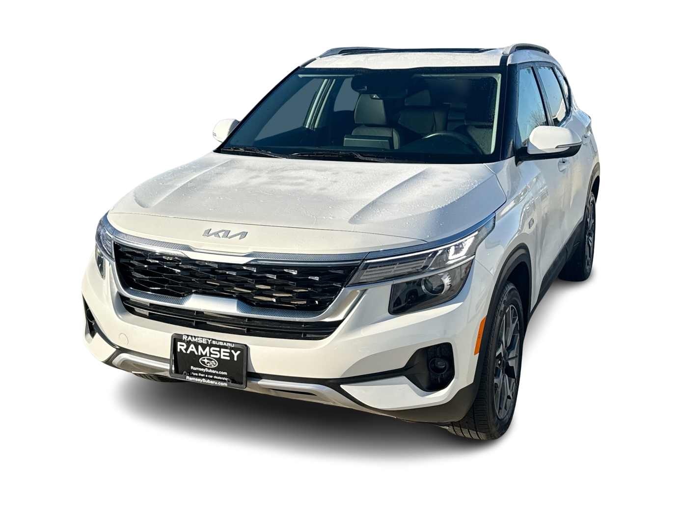 Thumbnail: 2023 Kia Seltos - 1