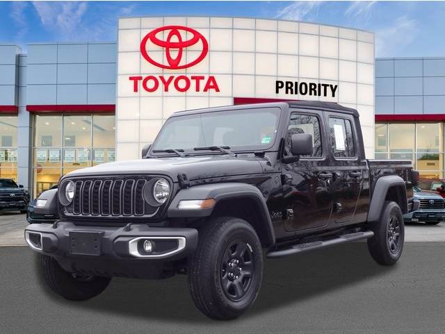 2024 Jeep Gladiator Sport's photo