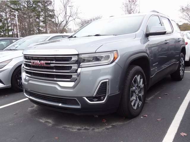 2023 GMC Acadia SLT's photo