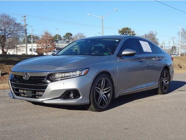 2022 Honda Accord Touring's photo