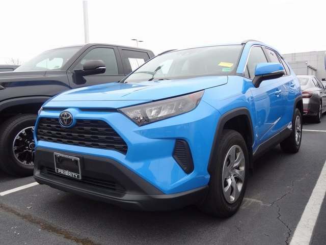 2019 Toyota RAV4 LE