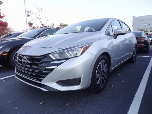 2023 Nissan Versa Sedan SV