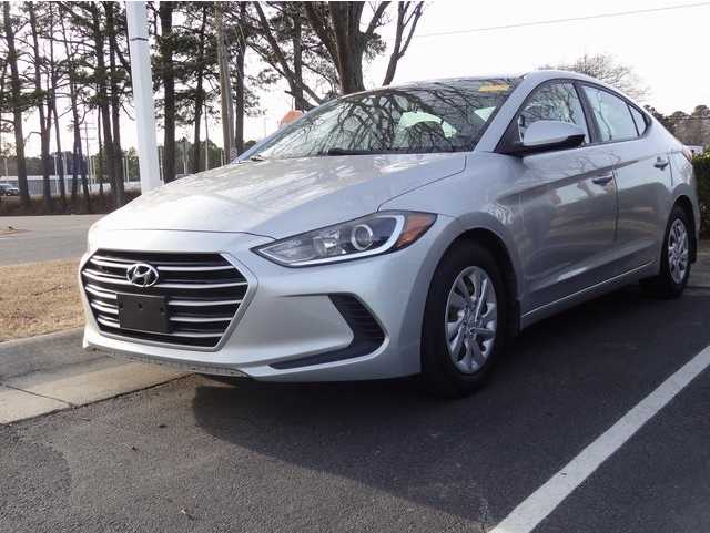 2018 Hyundai Elantra SE