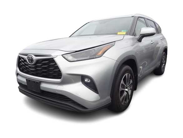 Thumbnail: 2022 Toyota Highlander - 1