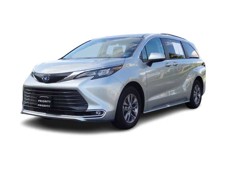 Thumbnail: 2024 Toyota Sienna - 1