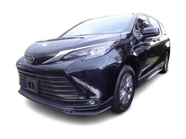 Thumbnail: 2026 Toyota Sienna - 1