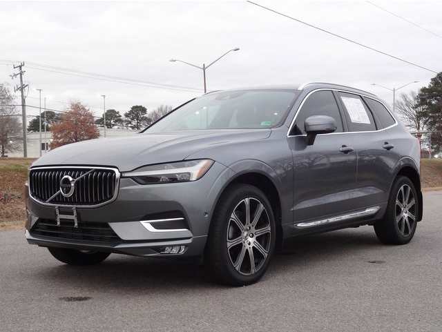 2021 Volvo XC60 Inscription's photo