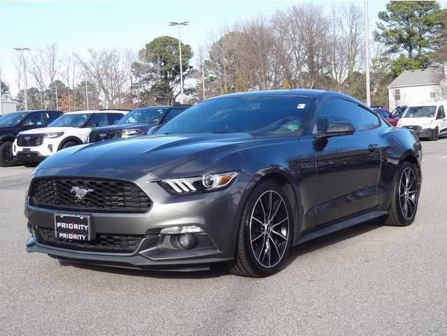 2017 Ford Mustang EcoBoost's photo