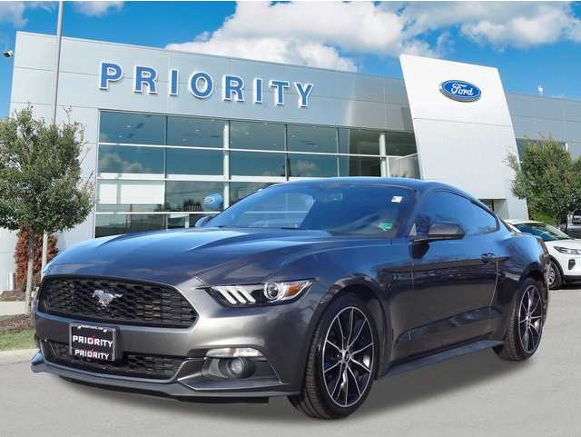 2017 Ford Mustang EcoBoost's photo