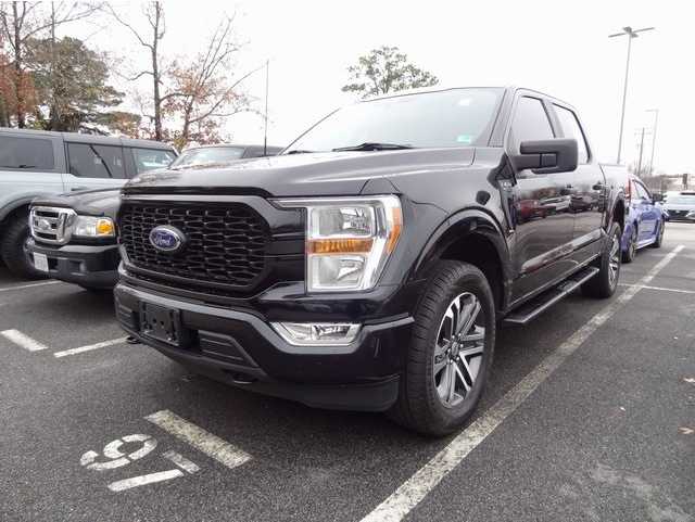 2022 Ford F-150 XL's photo
