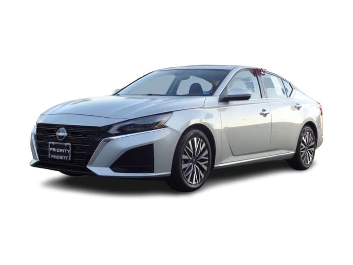 Thumbnail: 2023 Nissan Altima - 1