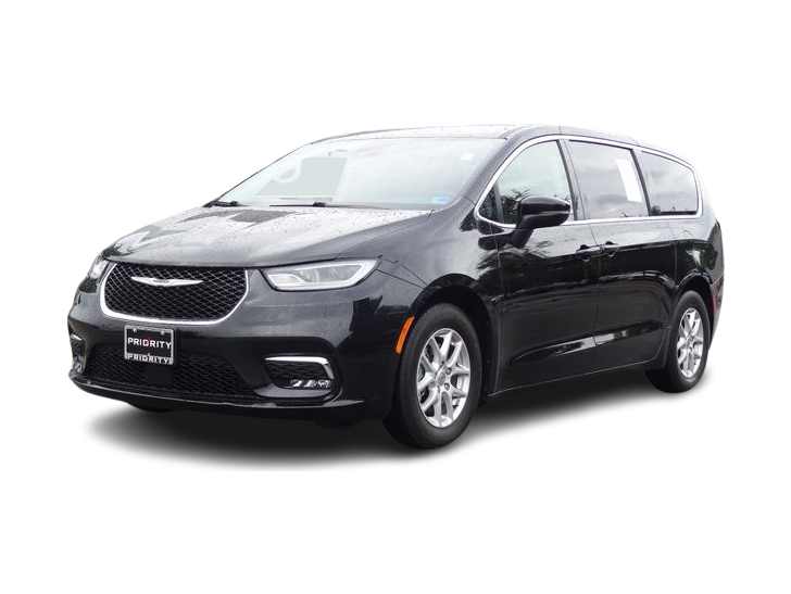 Thumbnail: 2023 Chrysler Pacifica - 1