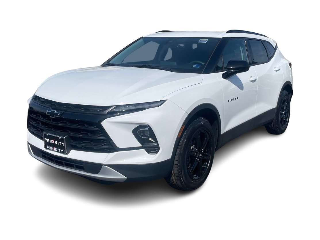 Thumbnail: 2023 Chevrolet Blazer - 1