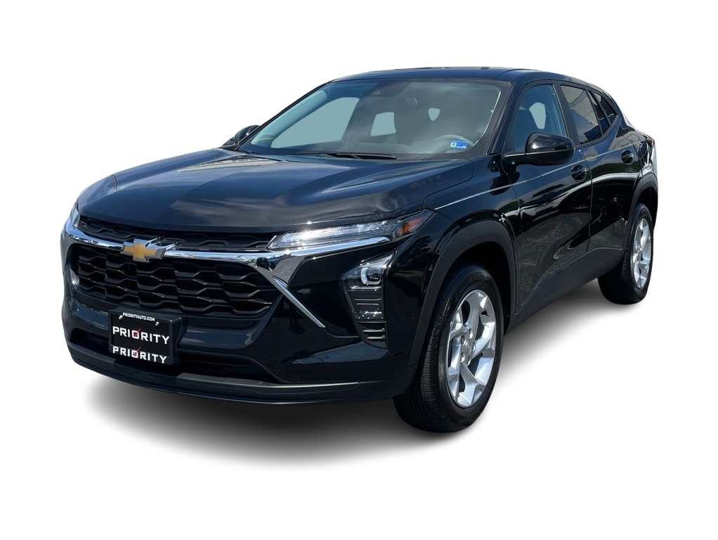 Thumbnail: 2025 Chevrolet Trax - 1