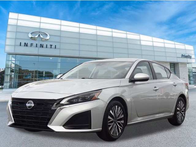 2023 Nissan Altima SV