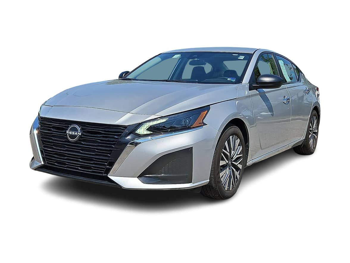 Thumbnail: 2025 Nissan Altima - 1