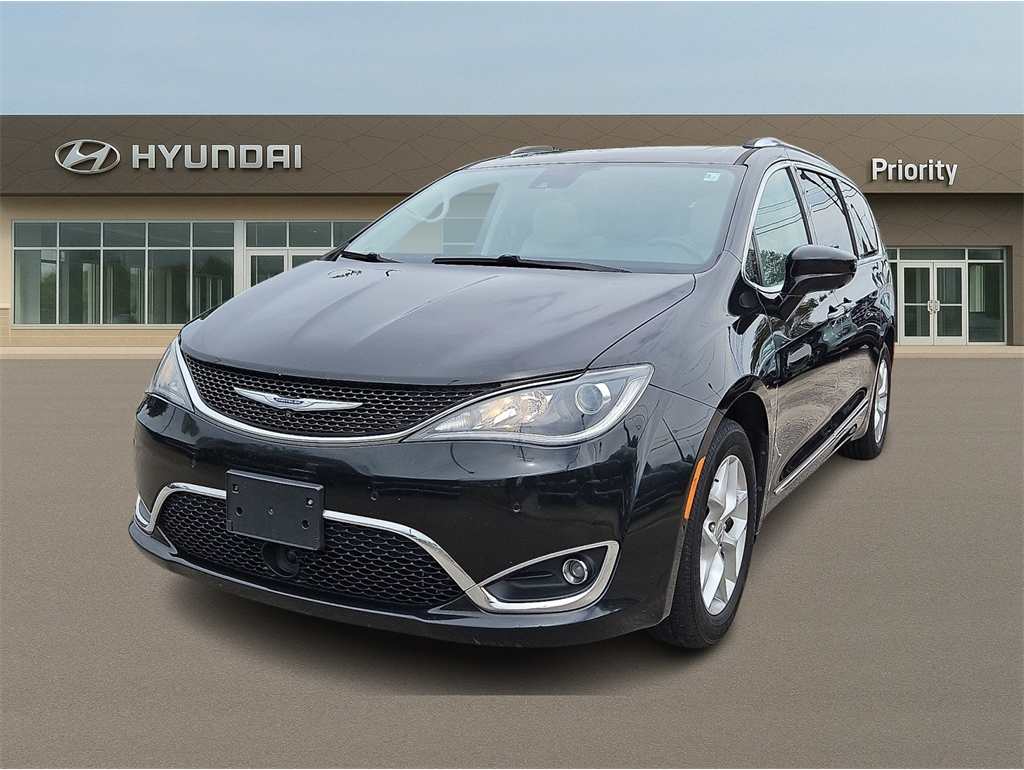 2019 Chrysler Pacifica Touring L Plus