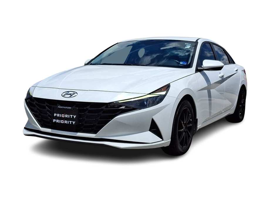Thumbnail: 2022 Hyundai Elantra - 1