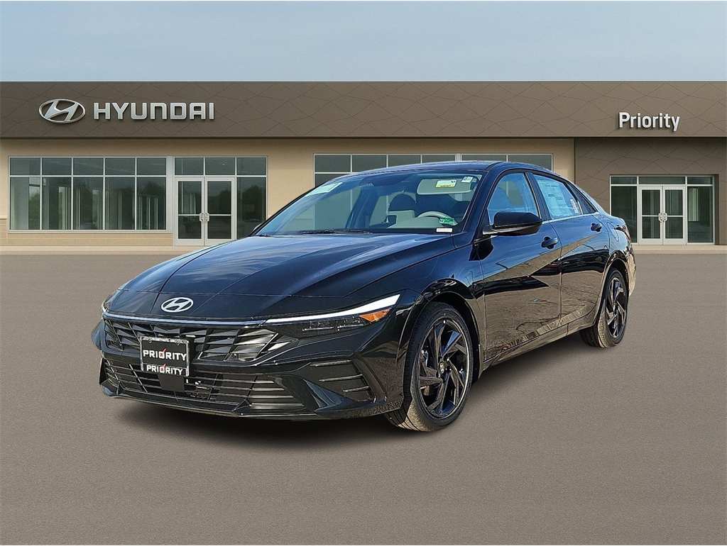 2026 Hyundai Elantra SEL's photo