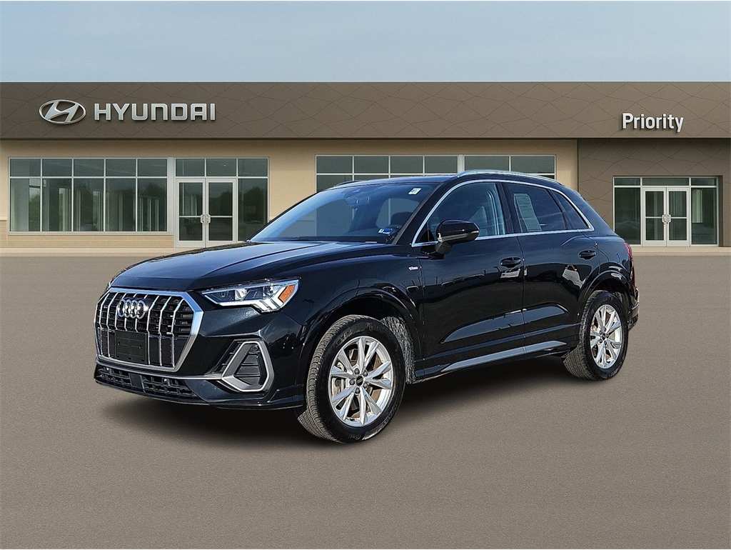 2024 Audi Q3 S Line Premium's photo
