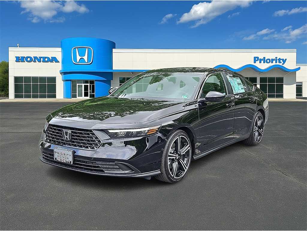 2025 Honda Accord Hybrid Sport's photo