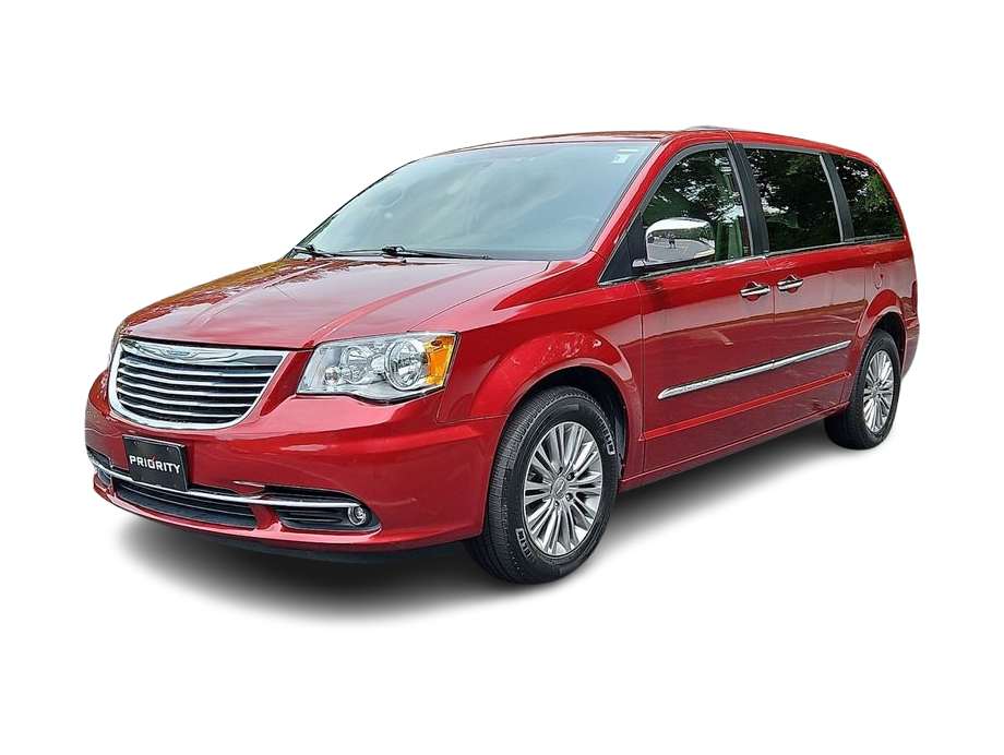 2013 Chrysler Town & Country Touring -
                  Chesapeake, VA