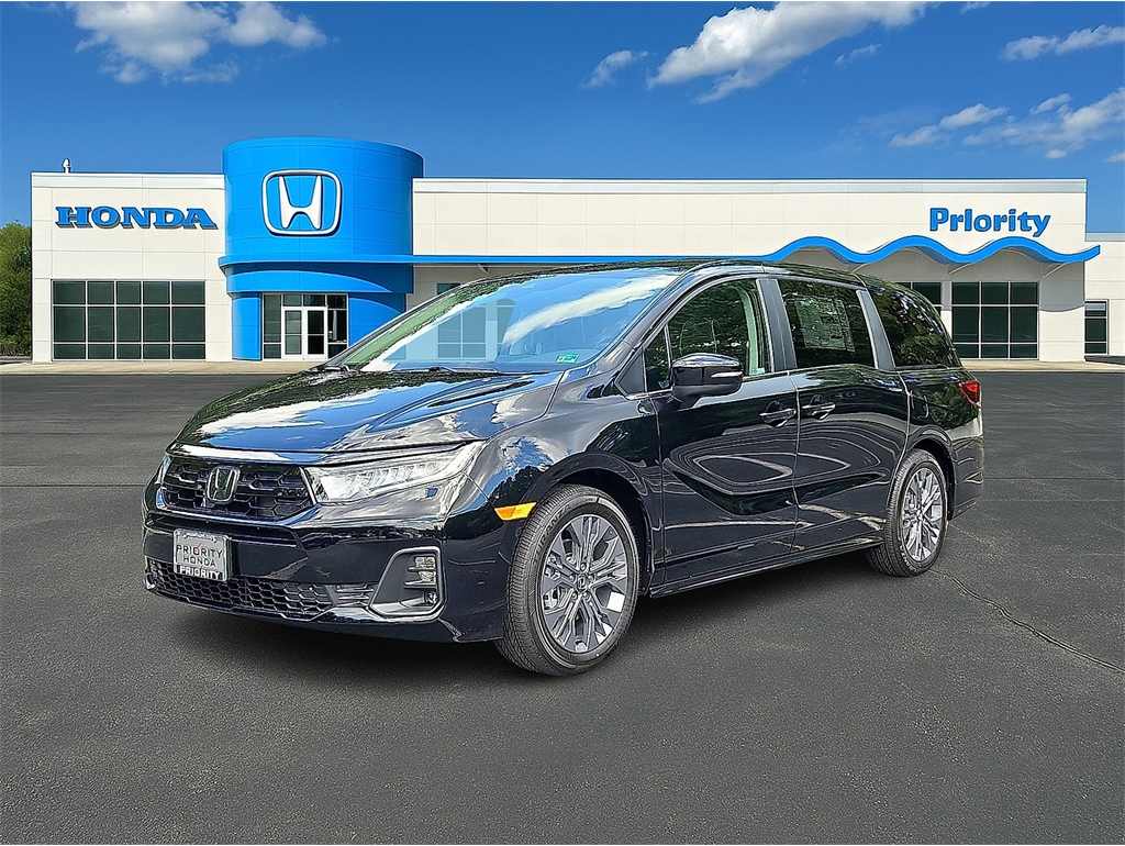 2026 Honda Odyssey Touring's photo