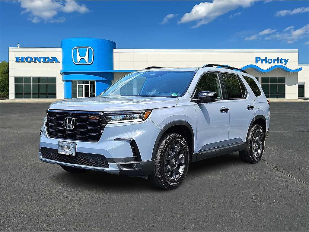 2025 Honda Pilot TrailSport's photo
