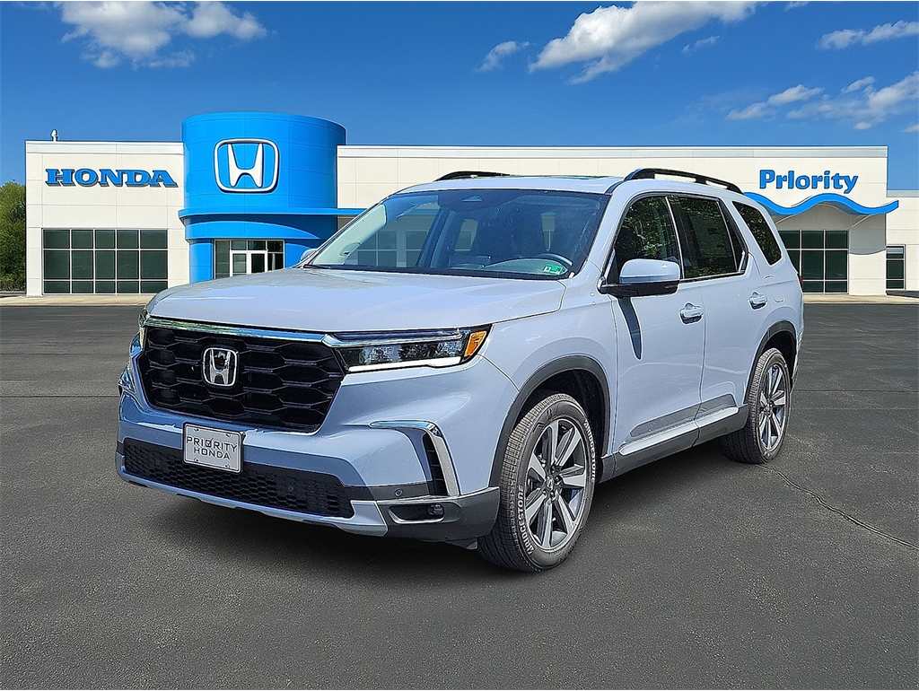2025 Honda Pilot Touring's photo