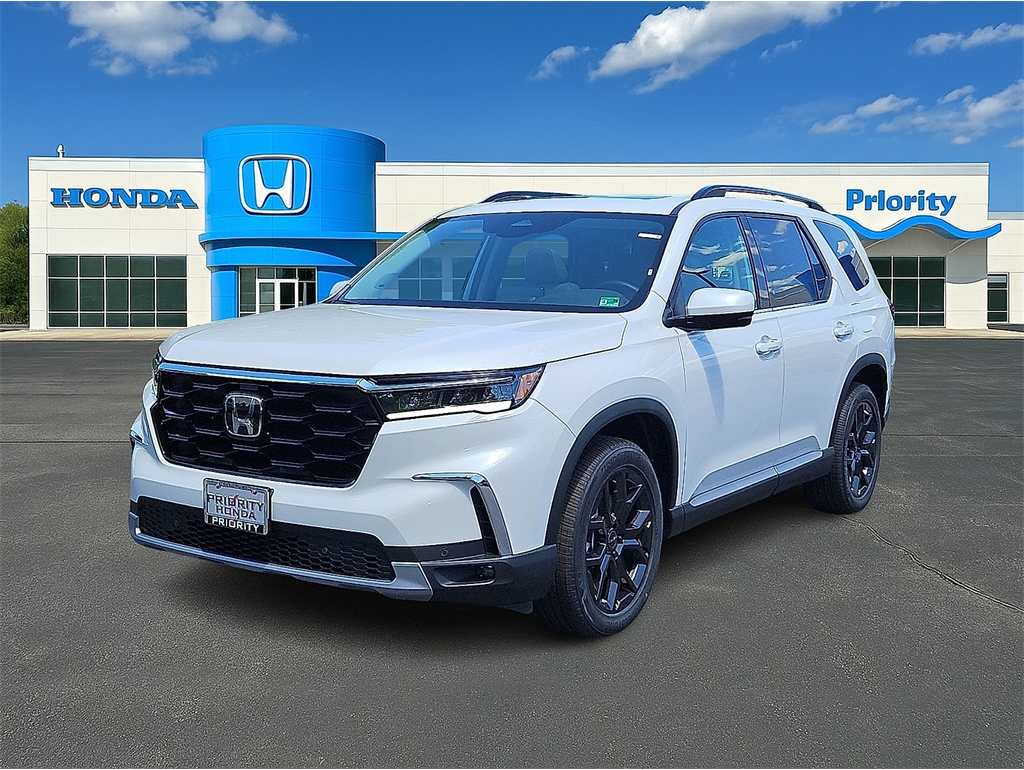 2025 Honda Pilot Touring's photo