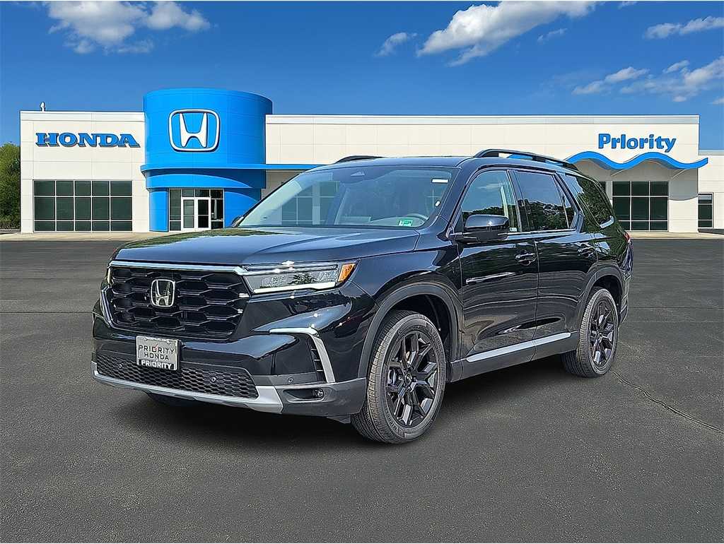 2025 Honda Pilot Touring's photo