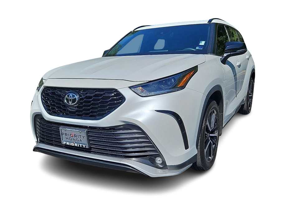 Thumbnail: 2022 Toyota Highlander - 1