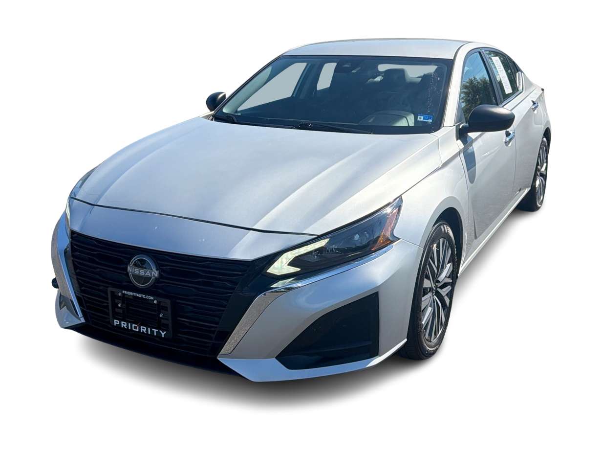 Thumbnail: 2025 Nissan Altima - 1