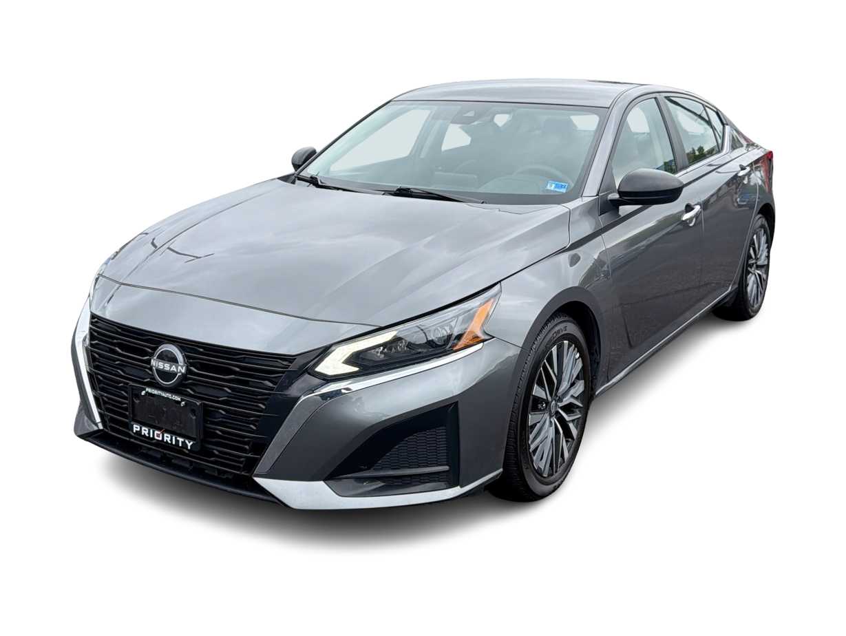 Thumbnail: 2025 Nissan Altima - 1