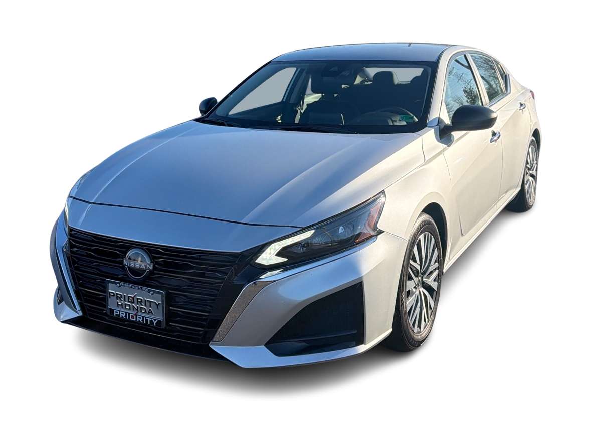 Thumbnail: 2024 Nissan Altima - 1